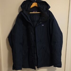 Patagonia Men's Dark Blue Puffer Jacket